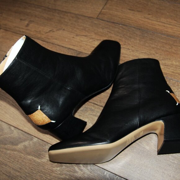 BNWT SS23 MAISON MARGIELA SQUARE TOE ANKLE BOOTS 39.5 & 41 - Picture 2 of 5